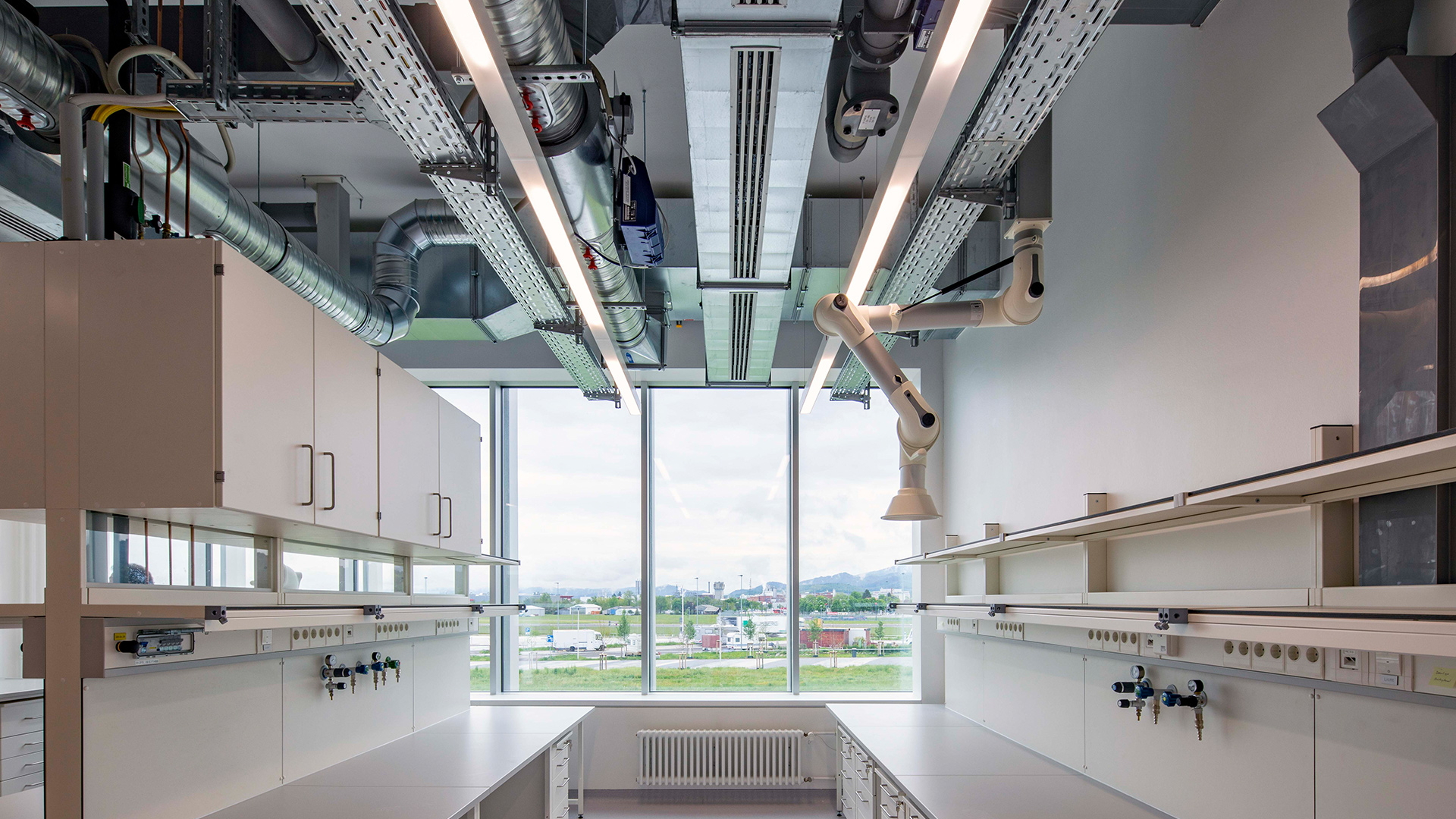 Laborbereich im Forschungsneubau IMBIT an der Universität Freiburg